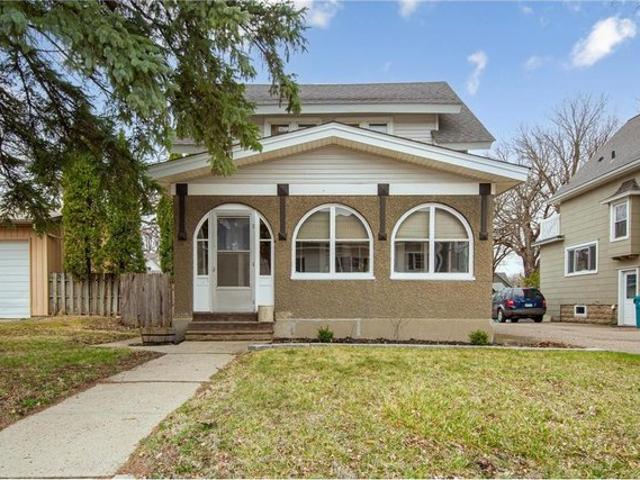 House for sale in Waseca, Minnesota