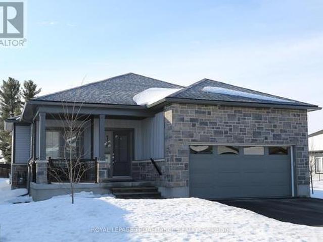 House for sale in Brockville, Ontario