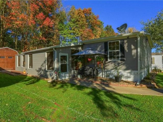 House for sale in New Castle, Lawrence County