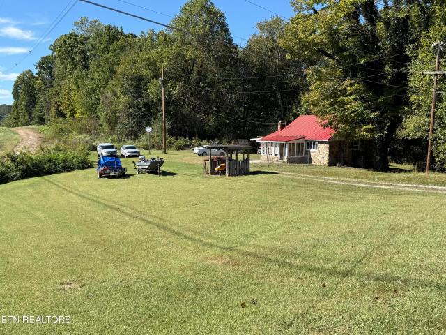 House for sale in Sequoyah Shores, Kingston