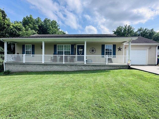 House for sale in Stanford, Kentucky