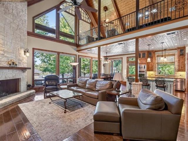 House for sale in Mabank, Texas