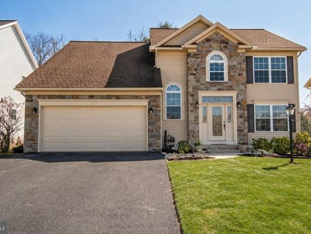 House for sale in Port Matilda, Pennsylvania