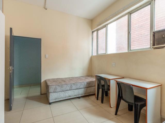 Apartment for sale in Seaview, Kwazulu-natal