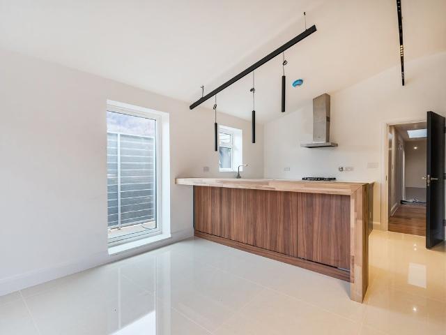 Apartment for rent in Glyndon, Plumstead