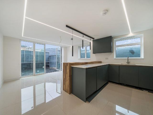 Apartment for rent in Glyndon, Plumstead