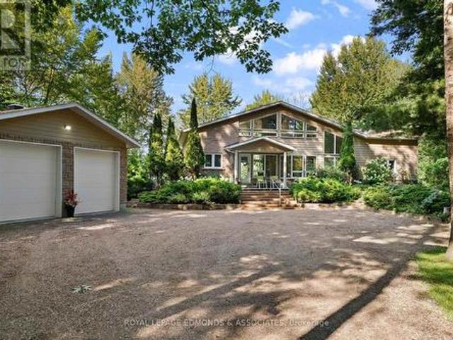 House for sale in Renfrew, Ontario