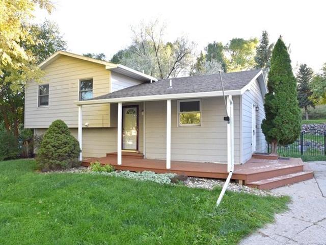 House for sale in Pierre, Hughes County