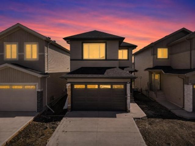 House for sale in Spruce Grove, Alberta