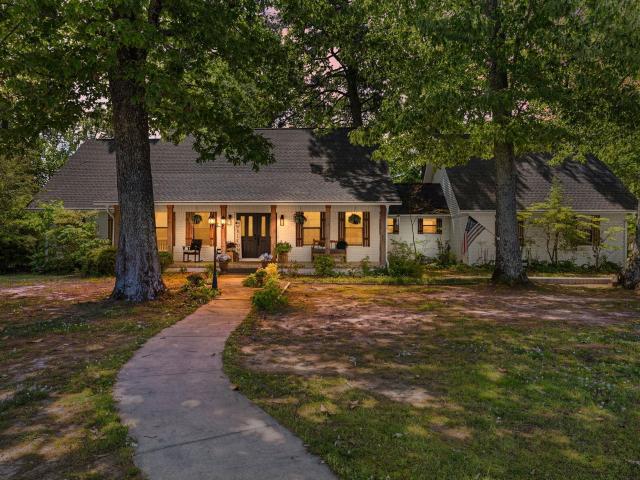 House for sale in Ark