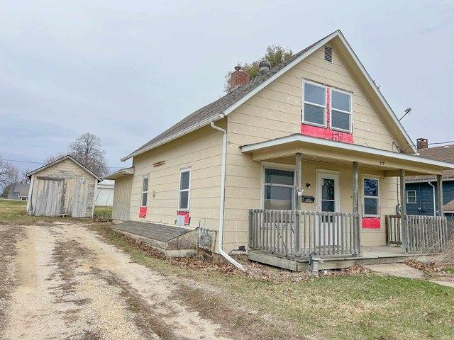 House for sale in West Union, Iowa