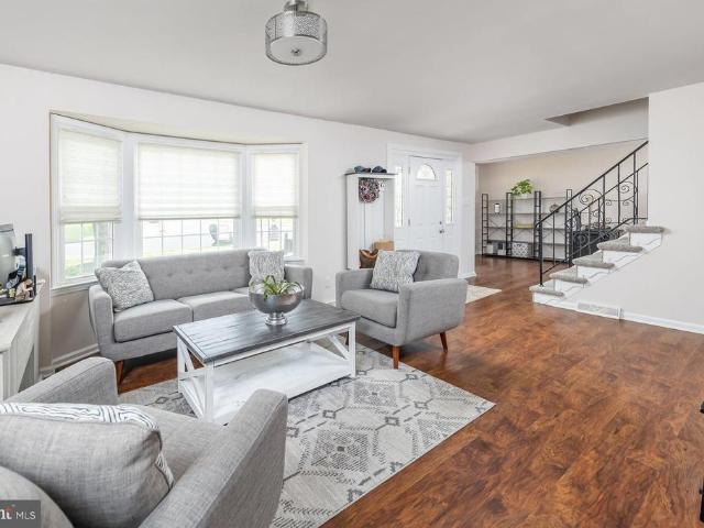 House for sale in Woodbury Heights, New Jersey