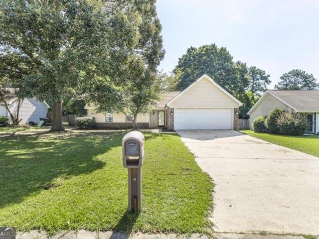House for sale in Kathleen, Georgia