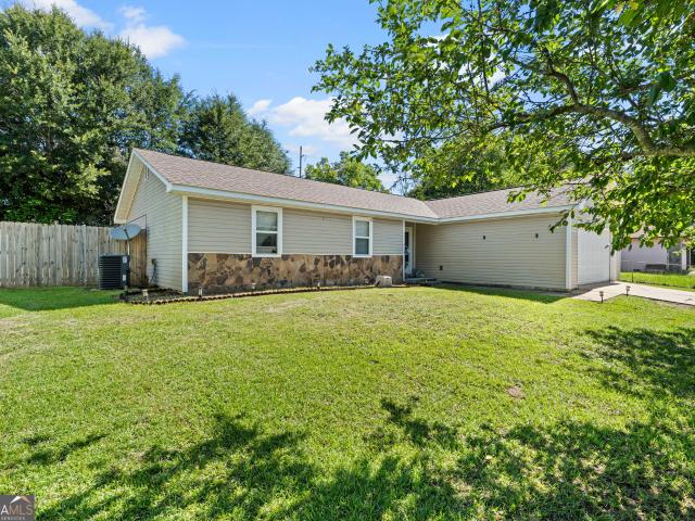 House for sale in Kathleen, Georgia