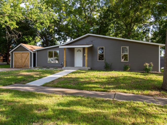 House for sale in Mclean, Illinois