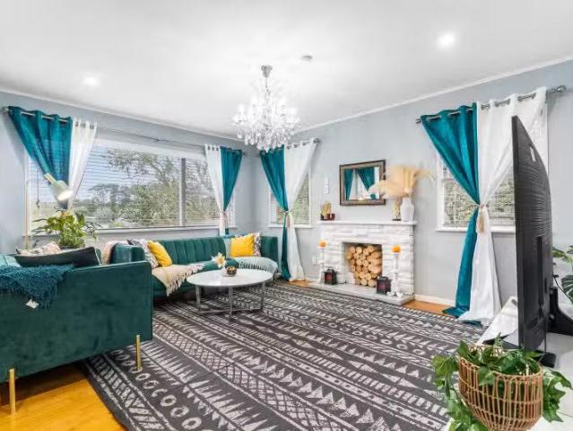 House for sale in Oratia, Oroua County