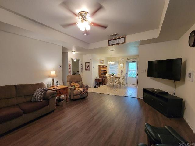 House for sale in Ark