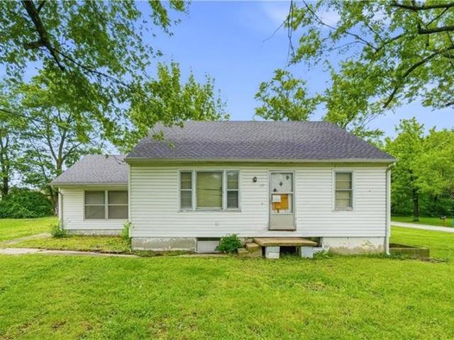 House for sale in Ray, Missouri