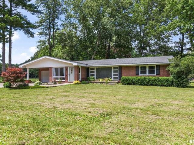 House for sale in Divernon, Illinois