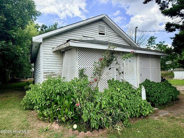 House for sale in Bethel, North Carolina