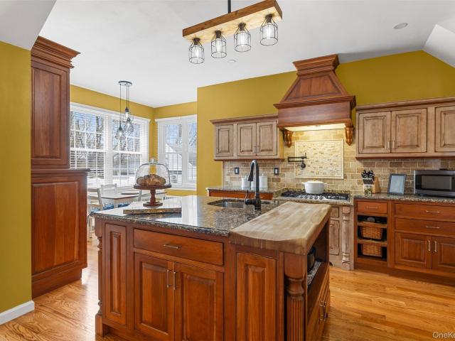 House for sale in Cuddebackville, New York