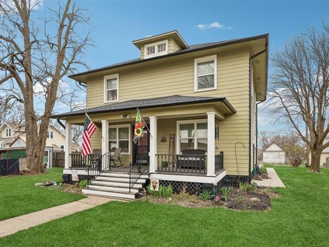 House for sale in Winterset, Iowa