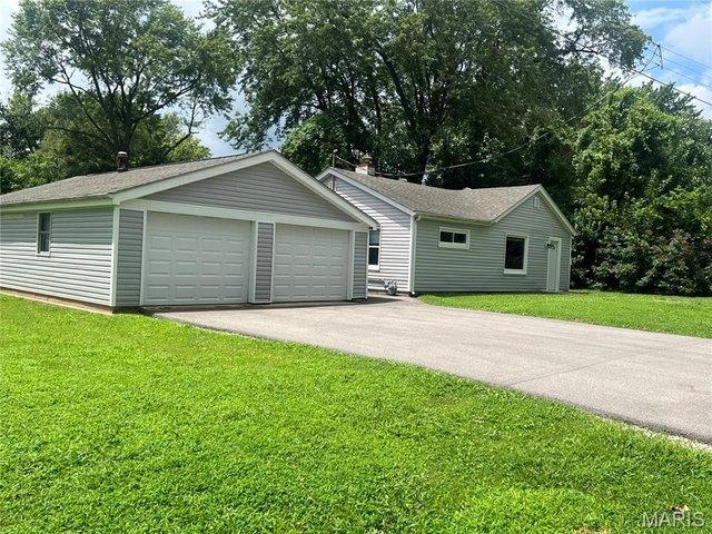 House for sale in Belleville, Illinois