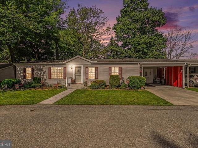 House for sale in Abbottstown, Pennsylvania