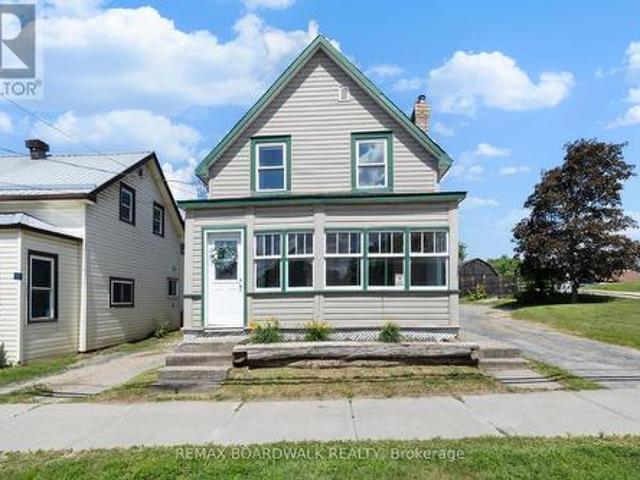 House for sale in Lanark Highlands, Ontario