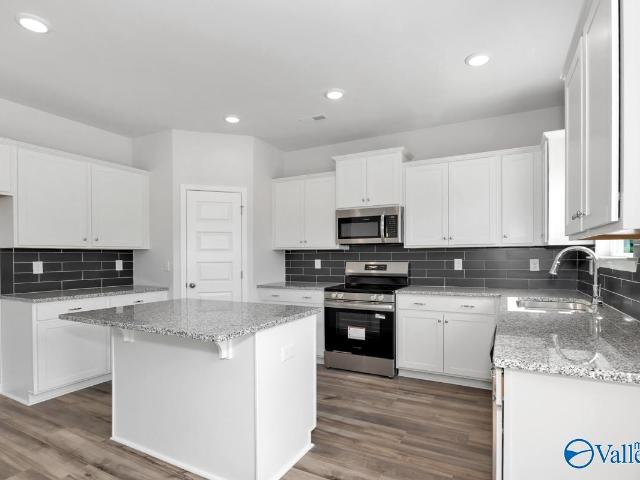 House for sale in Harvest, Madison County
