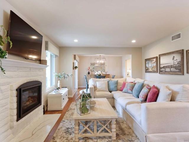 Condo for sale in Solana Beach, California