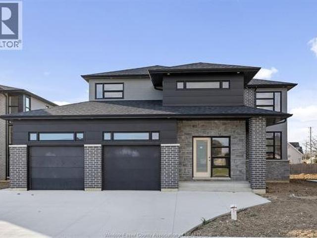 House for sale in Kingsville, Ontario
