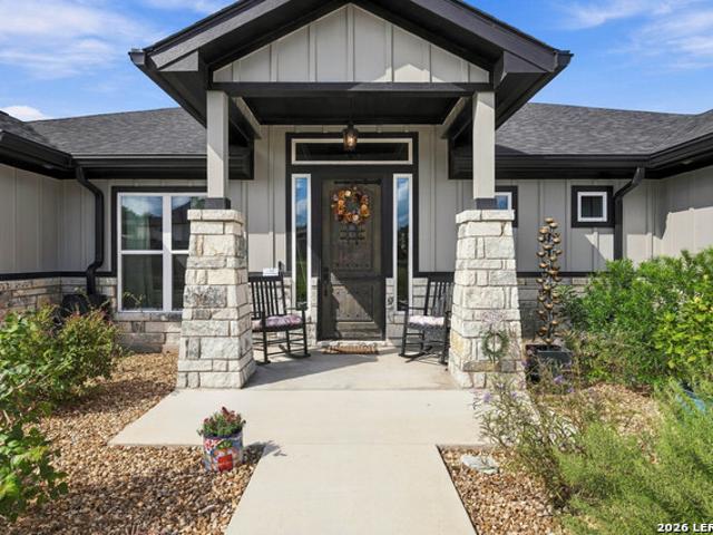 House for sale in La Vernia, Wilson County