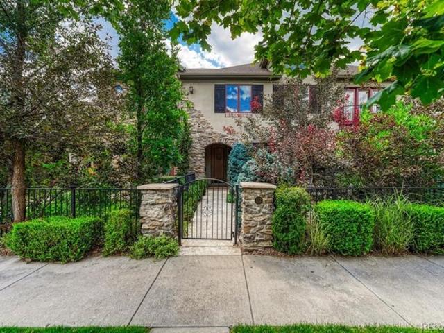 Townhouse for sale in Denver, Colorado