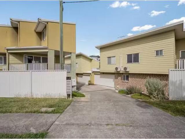 Condo for rent in Toombul, Queensland