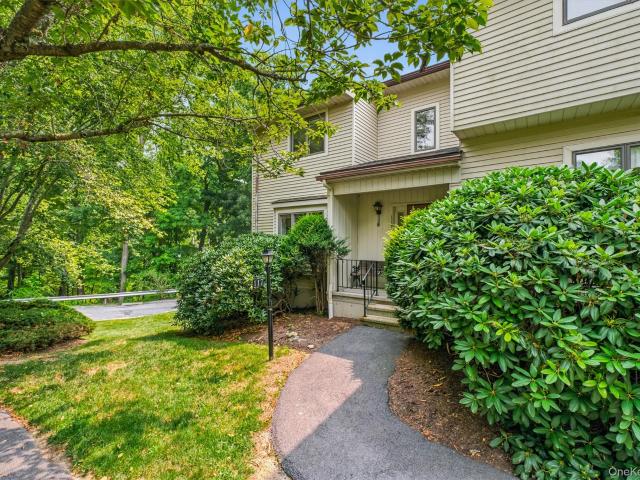 House for sale in Amawalk, New York