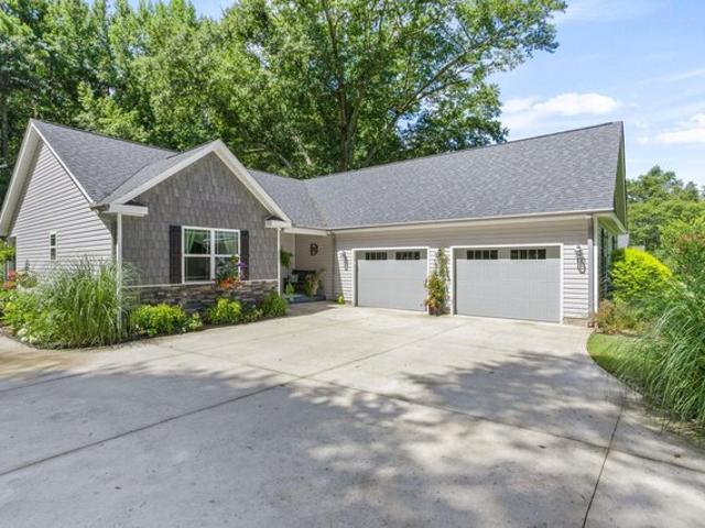 House for sale in Pauline, South Carolina