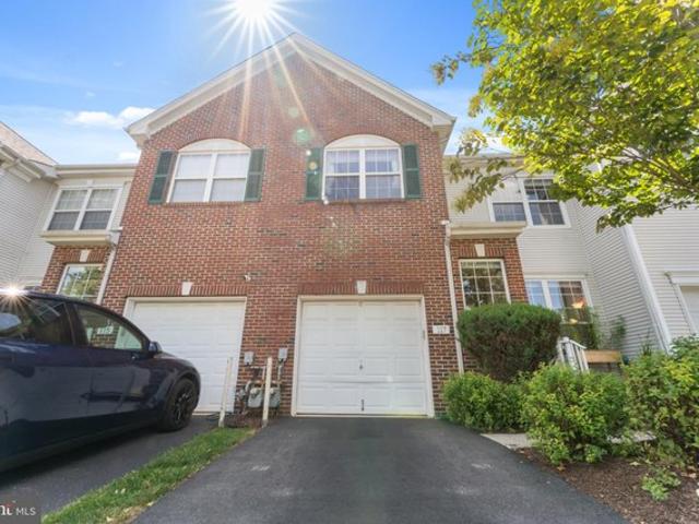 Townhouse for sale in Spring House Apartments, West Chester