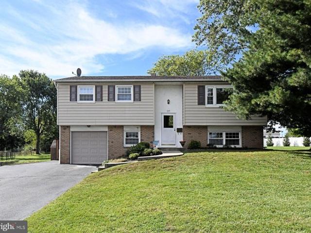 House for sale in Red Hill, Pennsylvania
