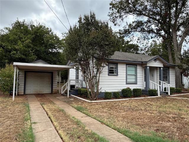 House for sale in Smith-Fairview, Cleburne