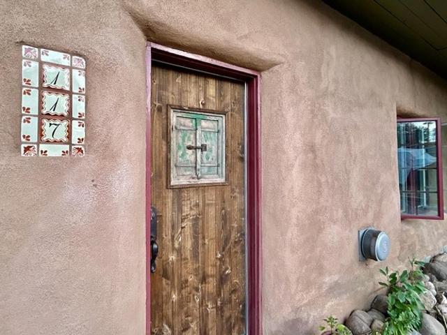 House for sale in Taos, Taos County