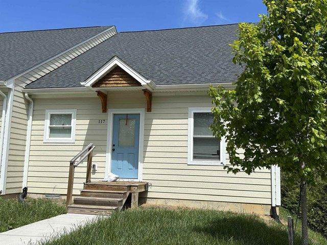 Townhouse for sale in Virginia