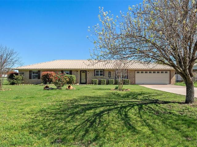 Property for sale in Lott, Texas