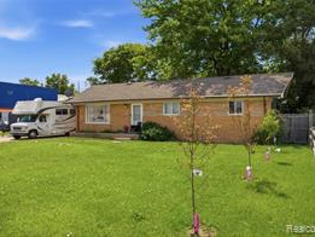 House for sale in Mount Clemens, Michigan