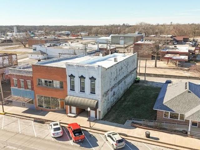 House for sale in Brookfield, Missouri