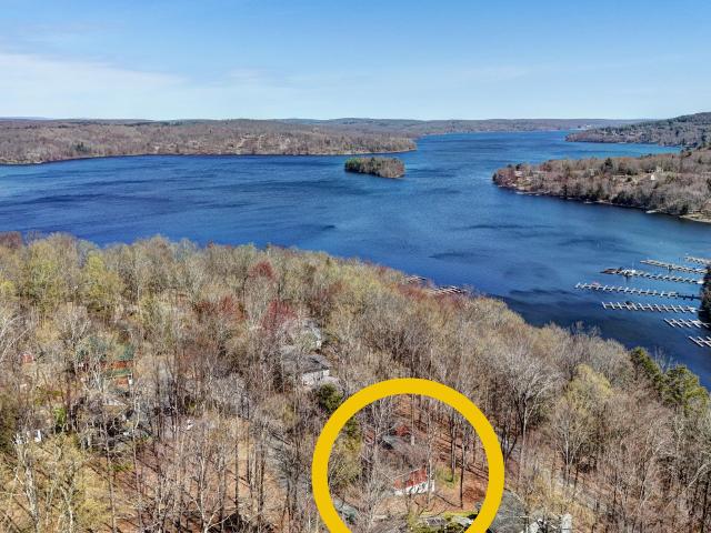 House for sale in Greentown, Pennsylvania