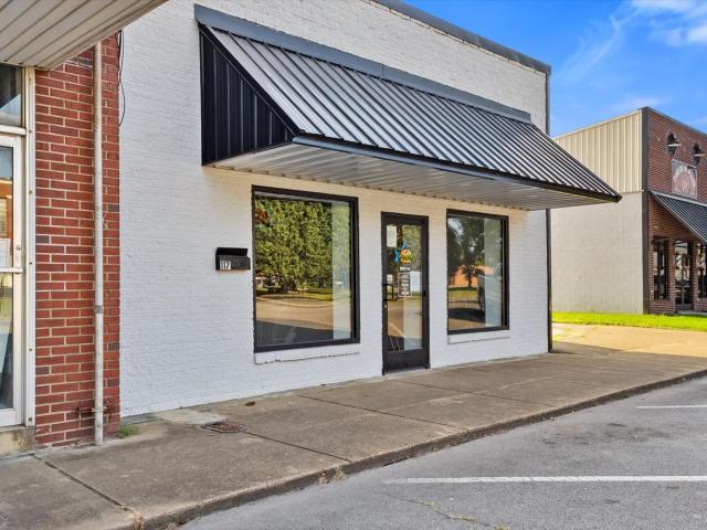 Commercial for sale in Hohenwald, Middle Tennessee