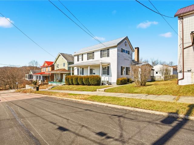 House for sale in Somerset, Pennsylvania