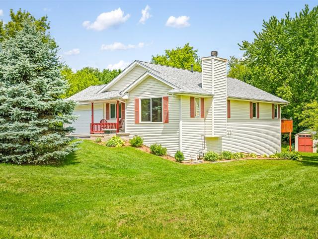 House for sale in Poplar Grove, Illinois