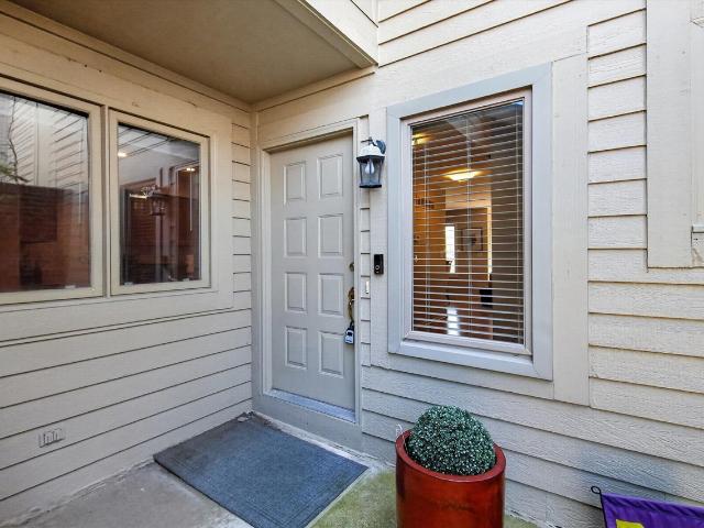 Condo for sale in Brookside Commons, Ann Arbor